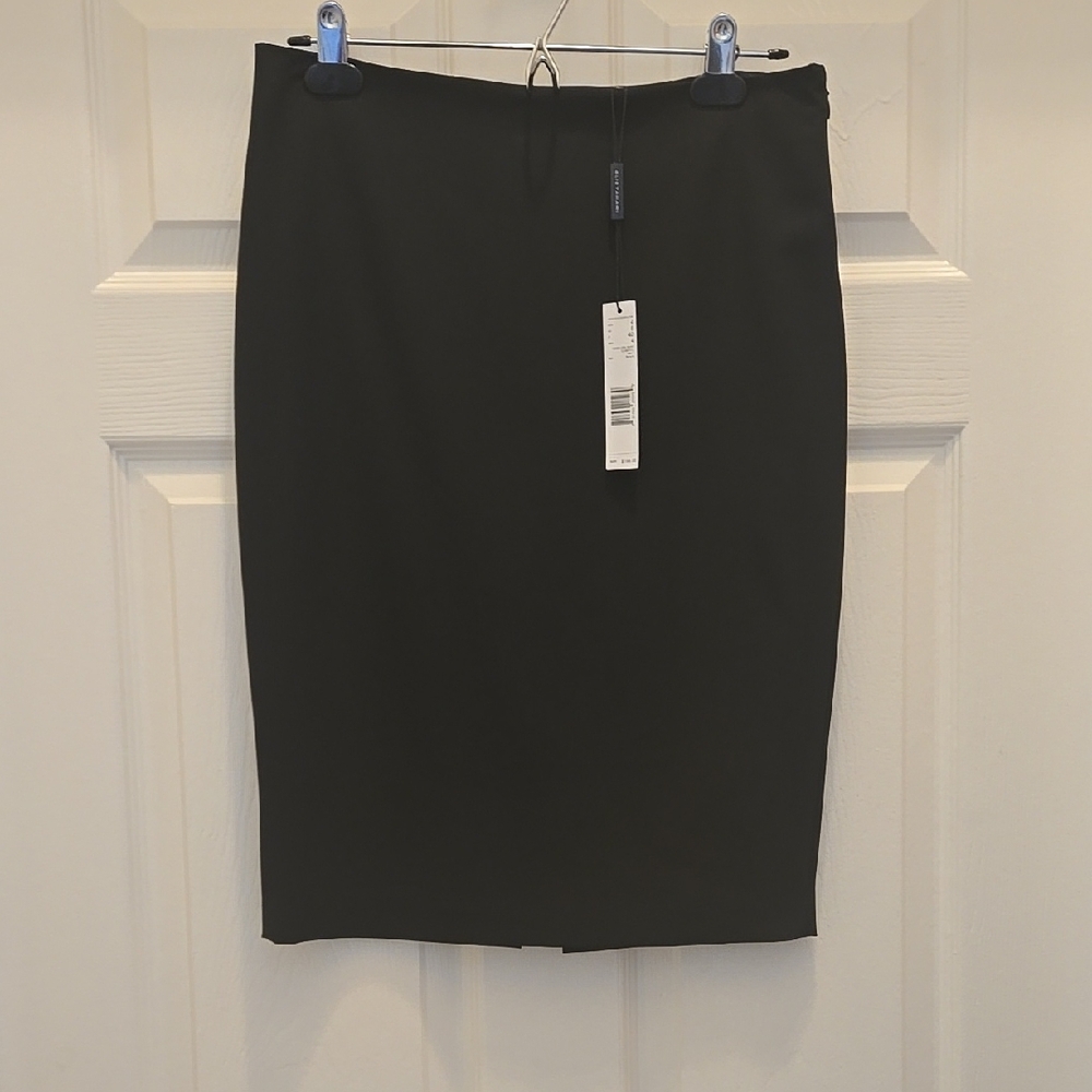 Elegant Black Pencil Skirt